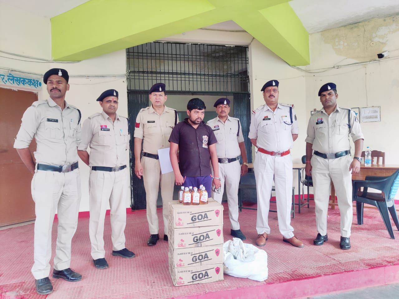 अवैध शराब बेचने वाला आरोपी गिरफ्तार पुलिस को मिली सफलता