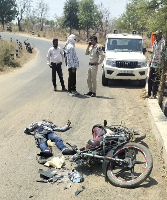 सड़क हादसे पर कांग्रेस का कड़ा रुख: दोषी कंपनी पर FIR और मुआवजे की मांग, कार्रवाई न होने पर घेराव की चेतावनी