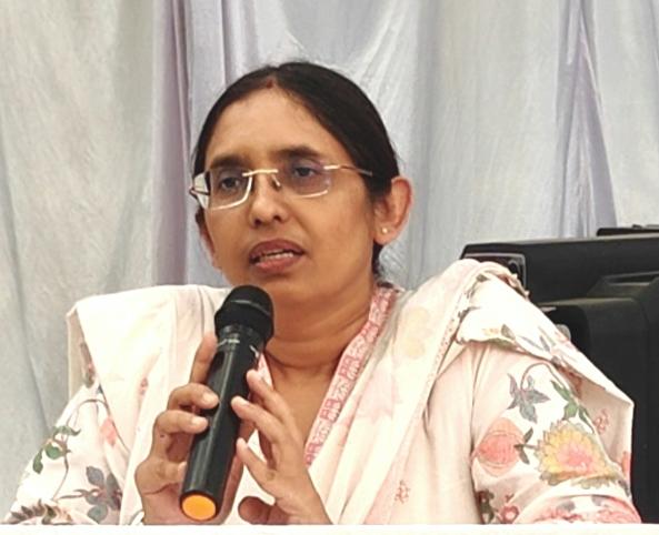समय-सीमा की बैठक में कड़ा रुख: लापरवाही पर तय होगी अधिकारियों की जवाबदेही, पूरी तैयारी के साथ आएं- कलेक्टर