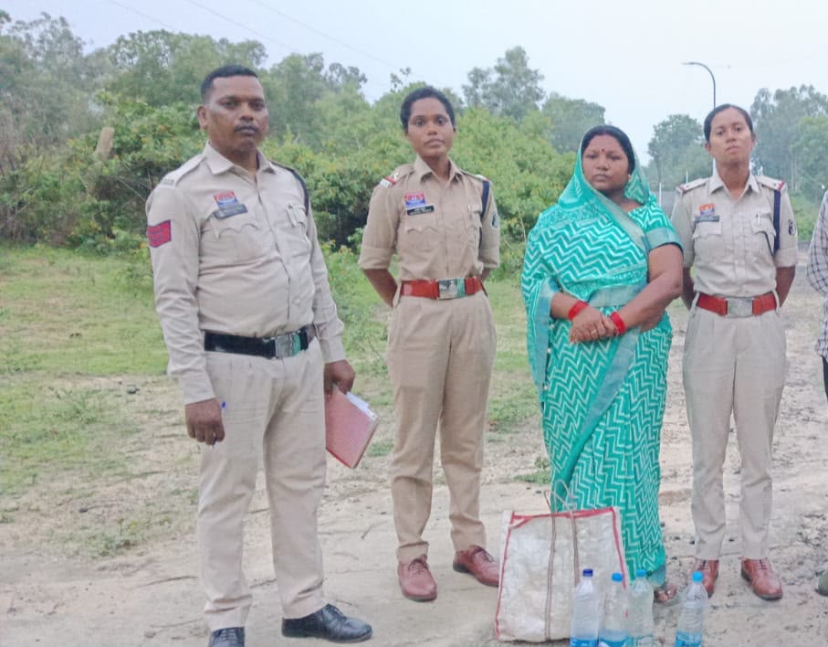 चिरमिरी पुलिस की कार्यवाही : 10 दिनों में 8 शराब तस्कर धराए, 32 लीटर महुआ शराब जब्त